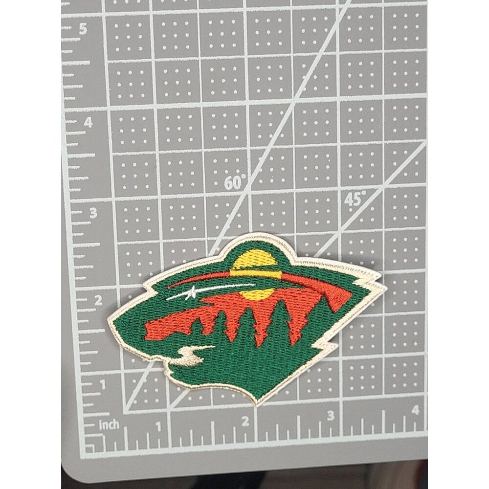 Minnesota Wild NHL Team Logo Embroidered 3in Iron / Sew-On Patch - Picture 2 of 3